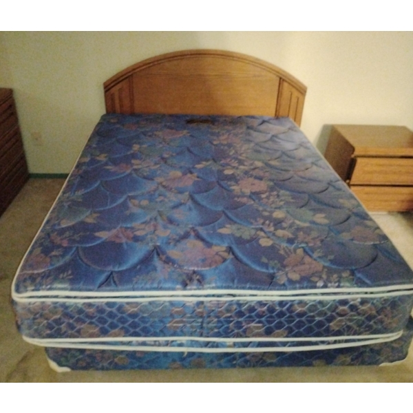 Queen Bed - Headboard Frame Mattress & Box Spring