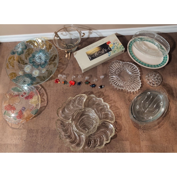 Entertainer's Essentials - Party Platters Serving Vessels & more