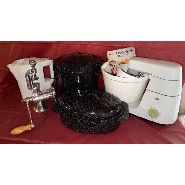 Culinary Collection - Kitchen Appliances Meat Grinder Colander & Turkey Roasters 