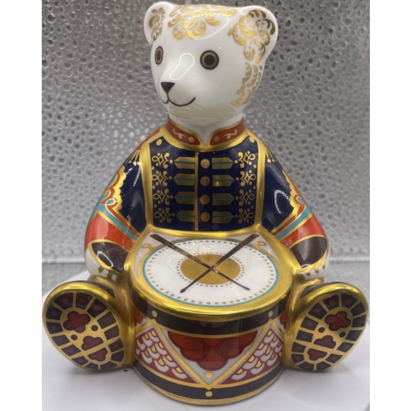 Gorgeous English Royal Crown Derby Bone China Bear Figurine  - 4In Tall 