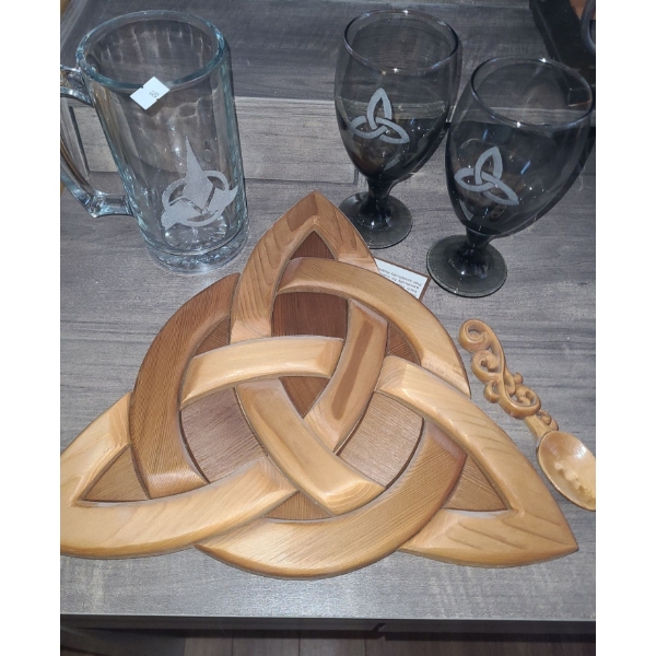 J & M Woodworks Carved Knot 14 X 14, Carved Spoon, Drinkware