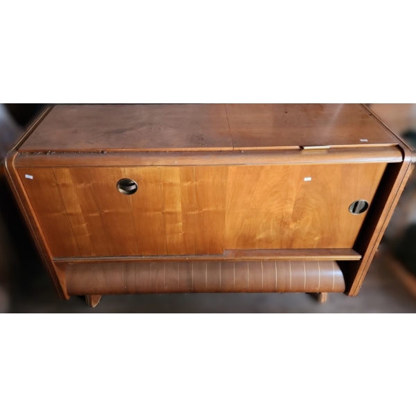 - Vintage Loewe Opta High Fidelity Radio/ Record Player Cabinet 51.5 W, 17 D, 34 T 