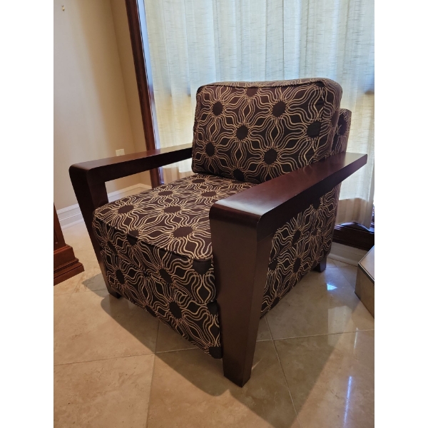 Cherry Oak w/ Upholstery Modern Accent Chair 36x33x36