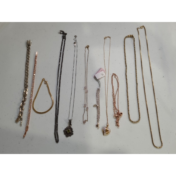 Assorted Costume Jewelry Pendants 