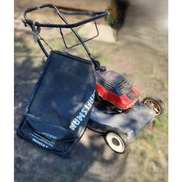 Craftsman Mower w/ Grass Catcher Model 944 365180, Does NOT Start, Great for Parts or Project 
