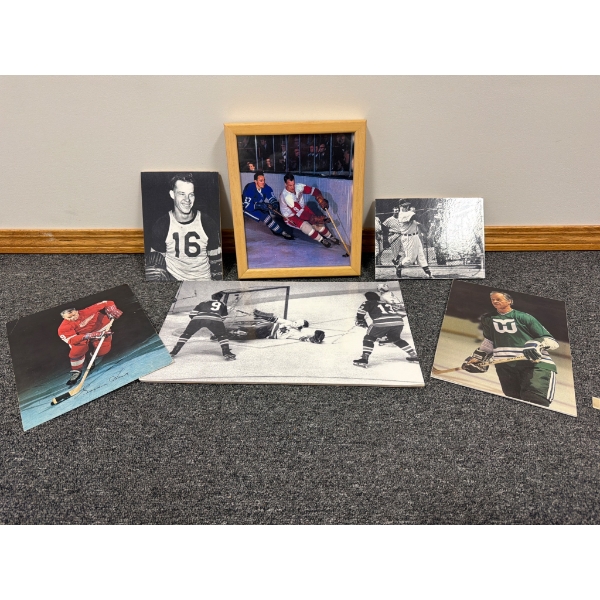 Gordie Howe Memorabilia Collection Featuring Autographed Print