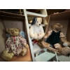 Image 1 : Barton”s creek collection artist designed GUND teddy bears x 3 including 2 original boxes . 

