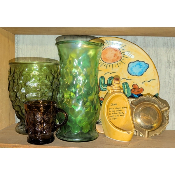 Vintage Crinkle Cut Green Glass Anchor Hocking Brass Ashtrays Humorous Throne & More 