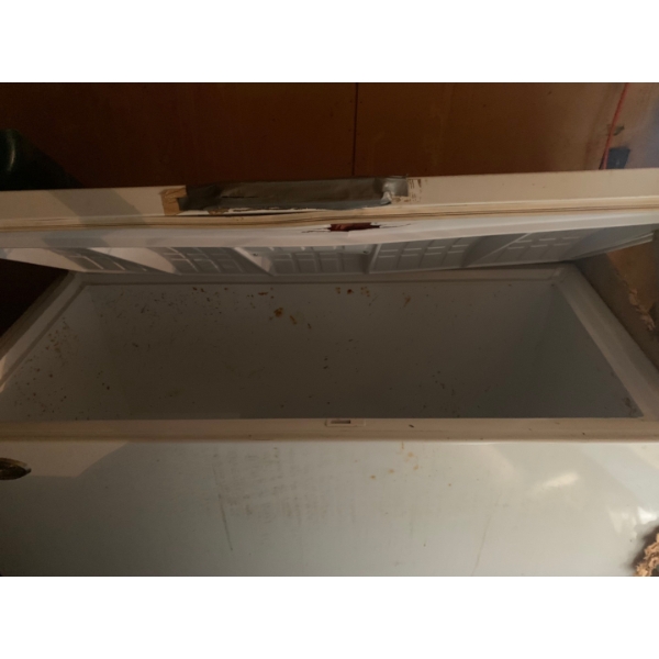 Zenith Freezer 58"L 27"W 35"T