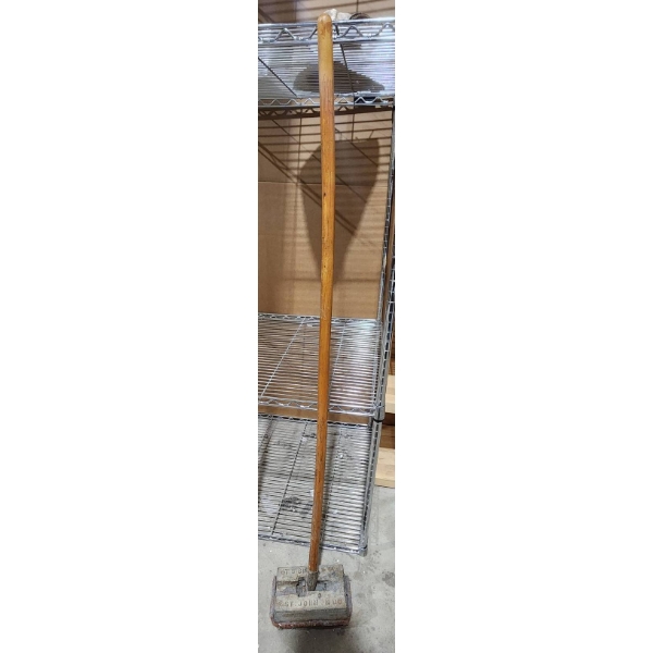 Industrial Floor Scrubber and Tabletop Vise with Measurements