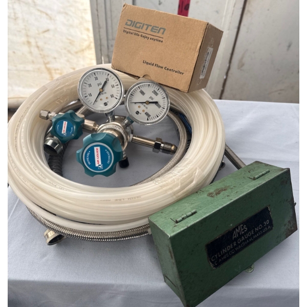 High Prtessure Gas Regulator Kit w/ Digitan Liquid Flow Controller & Air Liquide Regulator 