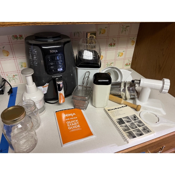 Ninja air fryer slap, chop KitchenAid attachments for grinding meat and grading cheese, café milk, c
