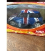 Image 3 : Collectible Austen Powers Diecast Model Cars 10L- Mini Cooper & The Shaguar