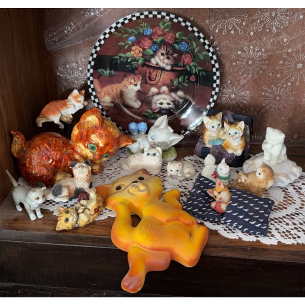 Cat Figurines and Decorative Plate