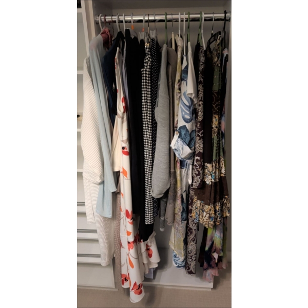Sunday's Best - Ladies Dresses Skirts Tunics & More - Size M