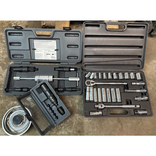 Craftsman 42 Piece Hex & Torx Bit Socket Set & Pilot Bearing Puller Set