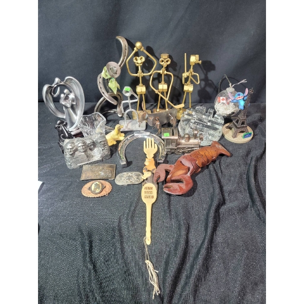 Collection of decor decorations