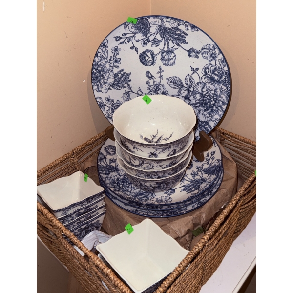 Blue and White Floral Ceramic Dinnerware Set, 9 Pieces