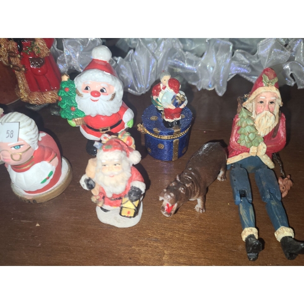 Collection of Santas, w/ Bird 4.5 T
