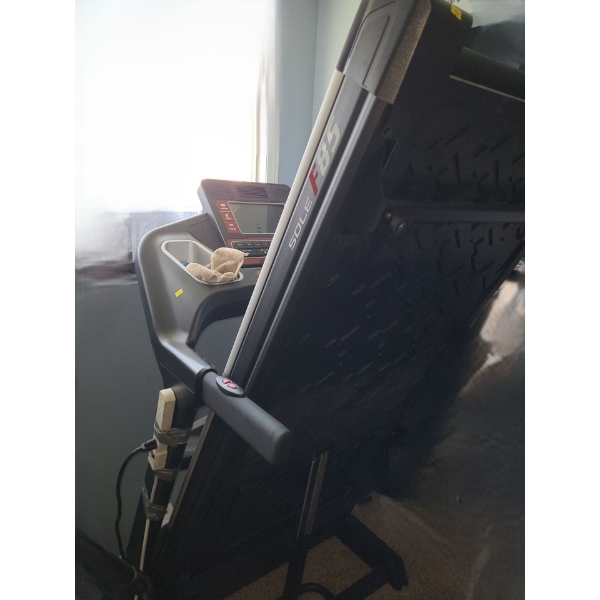 Treadmill Sole Model F 85 Folding Treadmill 35 W, 39 DS, 70 T (When Folded)