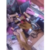 Image 3 : Sewing and Craft Supplies with Singer Reference Books