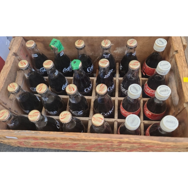 Vintage Coca- Cola Wooden Pop Crate  20 W, 12 D, 8 T w/ Unopened Bottles