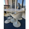 Image 2 : Mid Century Dining Set - Tulip Table w/ Seating For Four 45x29