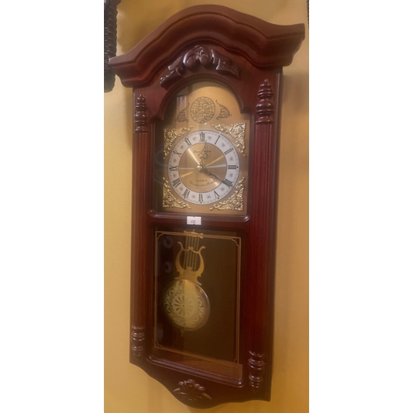 Daniel Dakota Quartz Westminister Chime Mahogany Wall Clock Tempis Fugit 21T
