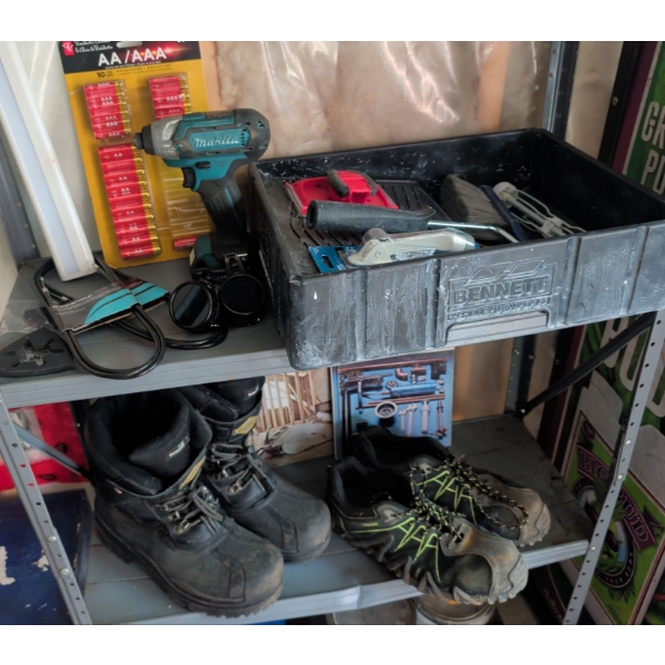 2 Shop Shelves Contents - 12V Max MAKITA Impact w/ Battery Men's Size10.5 Work Shoes & More