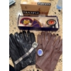 Image 1 : Genuine Leather RCMP Gloves w/ Vulcan Badges Golf Balls & More 