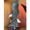 Image 4 : Eagle Figures - 'The Canadian Rockies' 12T, 'The Canadian Wilderness' & Beautiful Wood Carved Eagle 