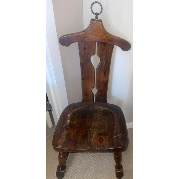 Antique Ethan Allen Style Chair 29T