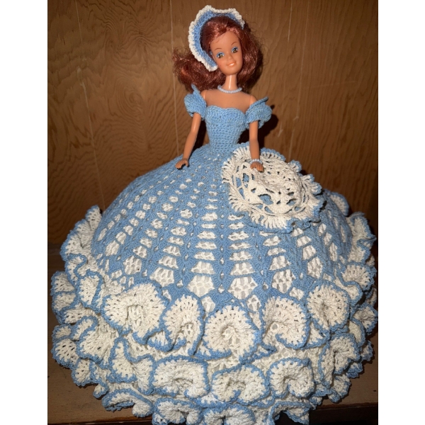 Vintage Barbie w/ Handmade Crochet Gown 14T Blue/White 