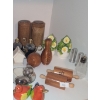 Image 4 : Assorted Vintage Salt and Pepper Shakers and a Few Other Trinkets 
