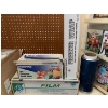 Image 2 : Lot of commercial storage containers and Saran Wrap 