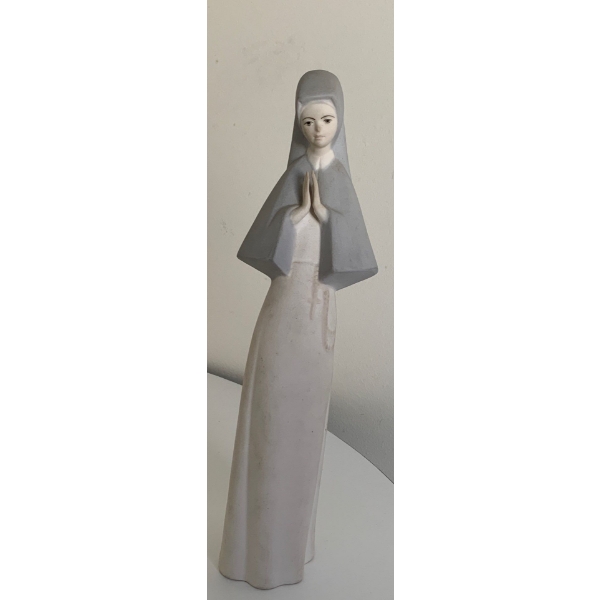 Porceval Made in Spain Sister Porcelain Figurine  - 11T 