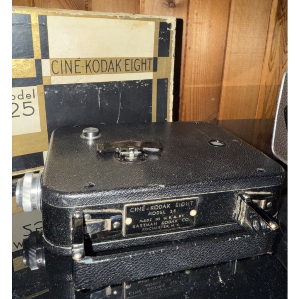 Vintage Cine-Kodak Eight Model 25 - 8mm Film Movie Camera