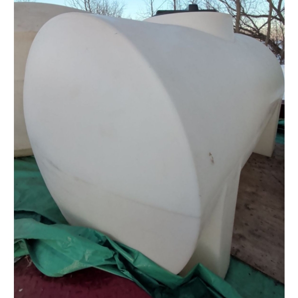 Horizontal Polyethylene Storage Tank - See Pics For Volume