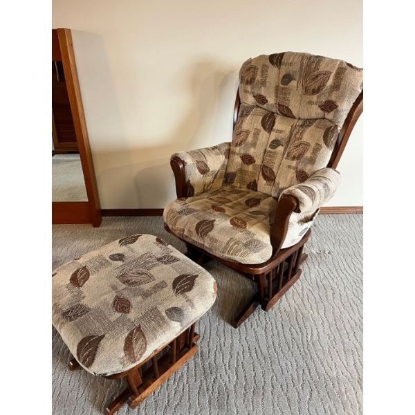 Dutailier Easy glide chair with Stool Beautiful solid and sturdy  Oak frame Fabric amazing condition