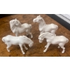 Image 1 : White Porcelain Equestrian Figurines 4T (4)