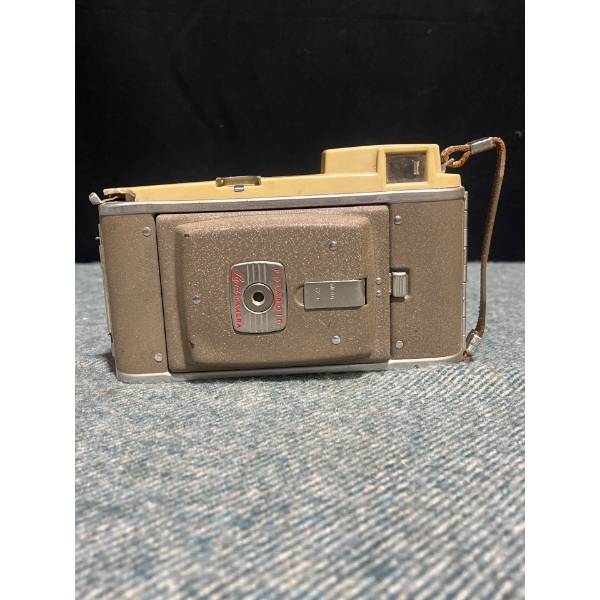 Polaroid Land Camera Highlander