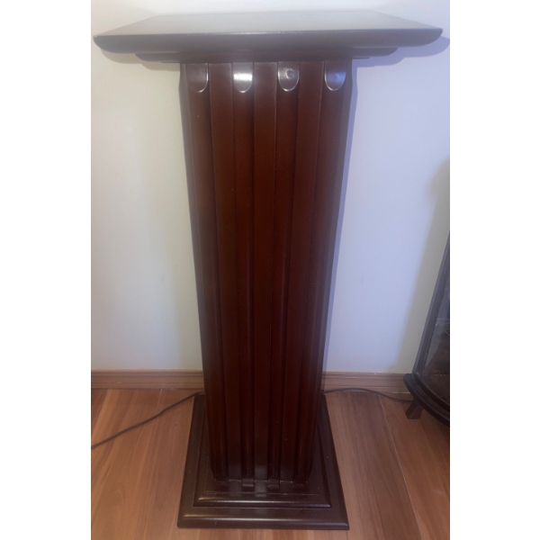 Mahogany Beveled Pillar / Pedastol 30T