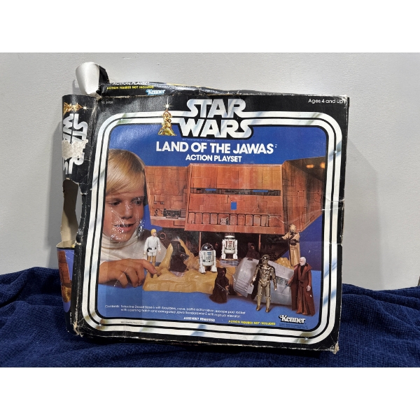 Vintage Land of the Jawas Model with Canadian Box - No Instructions or Droid Pod