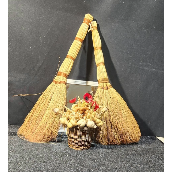 Traditional Ukrainian Folk Art with Unique Mini Bakery Bouquet and Small Hall Mirror