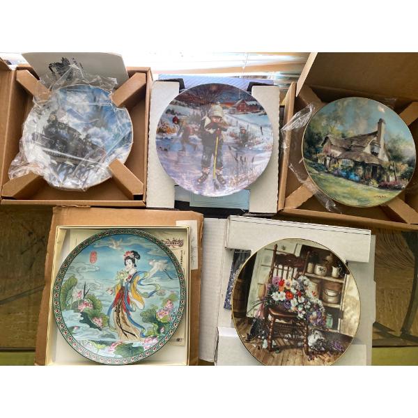 Collection of 5 Decorative Plates