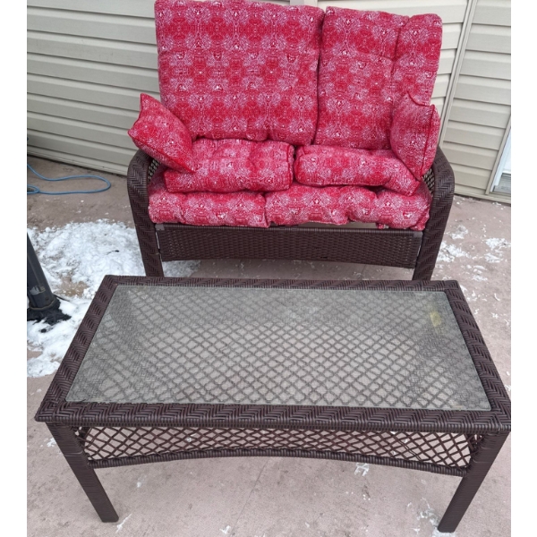 Rattan Outdoor Loveseat w/ Glass Top Cocktail Table 