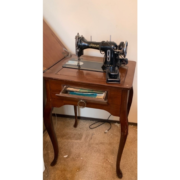 Vintage Arrow Sewing Machine w/ Desk Enclosure 35T