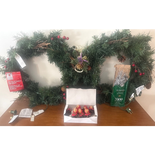 24" Pre Lit Hawkins Faux Pine Wreaths w/ Scandinavian Pinecone Pixies 