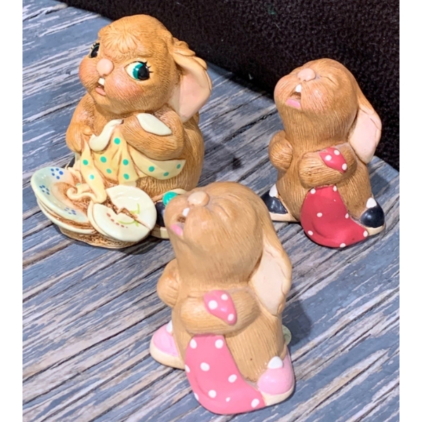 Pen Delfin Figures - 'Barney', 'Barney', & 'Butterfingers' 