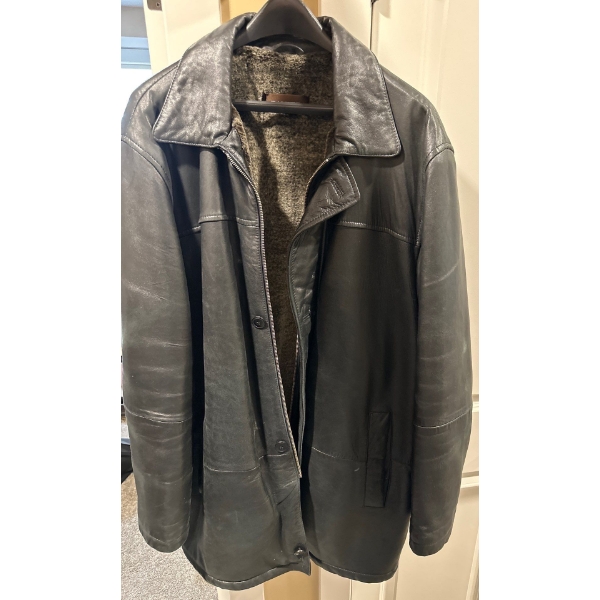 Danier Leather Jacket Size XL
